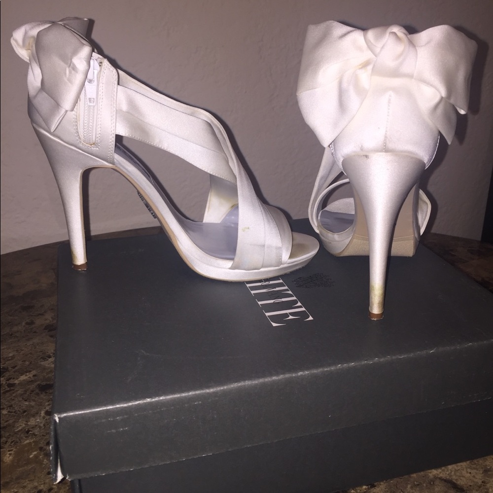 Vera Wang Bridal Shoes